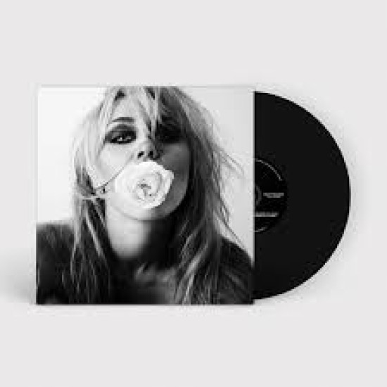 MILEY CYRUS BASS PERSUADES LP LIMITED BLACK